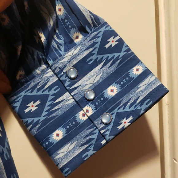 Wrangler W Men Blue Geometric Shirt,zise L - Picture 4 of 5